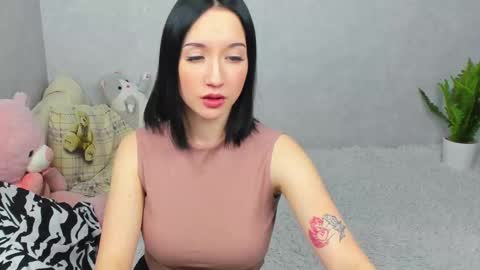 eileenmoores online show from 02/04/26, 04:13