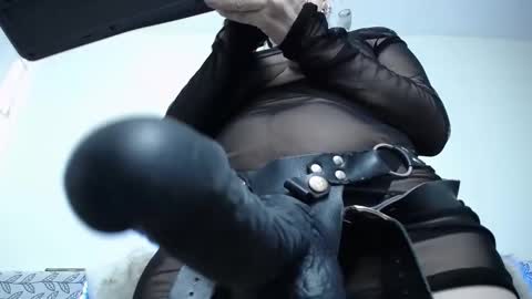 Snapshot of eileenqueen23 chatting on 12/09/24, 09:05 Eileen online show from 12/09/24, 09:05