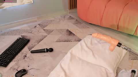 Snapshot of eilin_clio chatting on 12/31/24, 03:53 Eilin online show from 12/31/24, 03:53