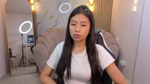 eimy18_b online show from 07/01/26, 12:40