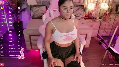 eimy__2 online show from 10/22/25, 05:41