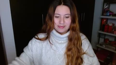 EIMY   MODEL INDEPENDENT online show from 12/02/24, 04:42