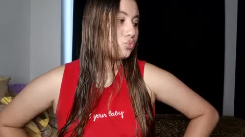 EIMY   MODEL INDEPENDENT online show from 12/16/24, 10:34