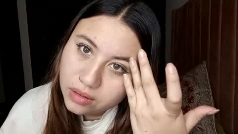 EIMY   MODEL INDEPENDENT online show from 01/30/25, 06:13