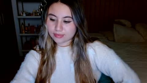 Snapshot of eimy_collin chatting on 06/13/26, 04:10 EIMY MODEL INDEPENDENT online show from 06/13/26, 04:10