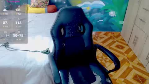 Snapshot of eimy_lorens chatting on 07/08/26, 08:13 EIMY online show from 07/08/26, 08:13