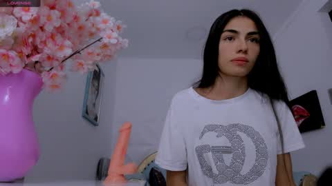 eimy online show from 02/06/25, 11:54