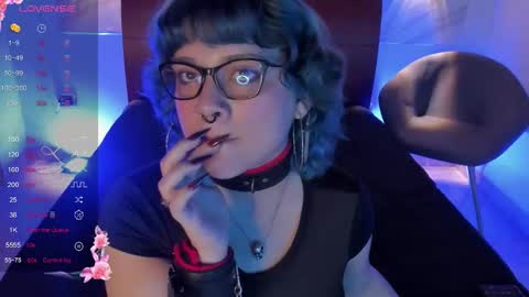 Snapshot of eimy_smit chatting on 12/18/25, 07:09 eimy online show from 12/18/25, 07:09