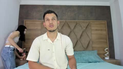 Snapshot of eimyandmaxi chatting on 01/17/26, 08:01 YG COUPLE online show from 01/17/26, 08:01