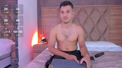 Snapshot of eimyandmaxi chatting on 02/05/26, 08:35 YG COUPLE online show from 02/05/26, 08:35