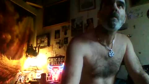 Snapshot of einstien7996 chatting on 06/23/26, 02:53 einstien7996 online show from 06/23/26, 02:53