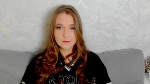 Snapshot of eirawise chatting on 11/25/25, 10:48 EiraWise online show from 11/25/25, 10:48