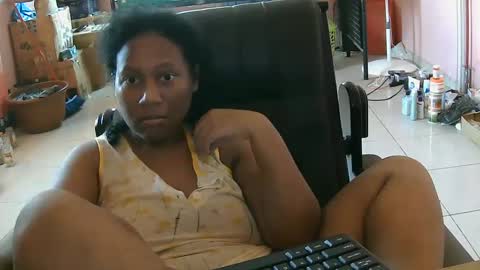 Eirondra Valeen online show from 10/08/25, 01:53