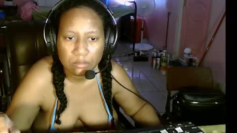 Eirondra Valeen online show from 03/18/26, 01:09