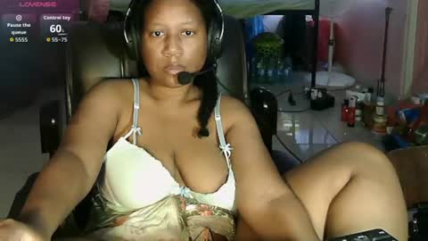 Eirondra Valeen online show from 06/14/26, 08:49
