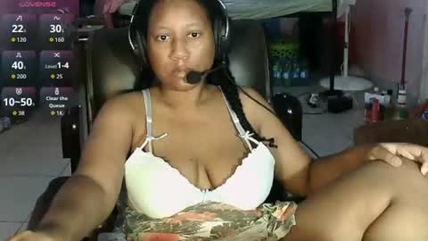 Eirondra Valeen online show from 06/17/26, 10:06