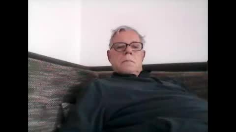 Snapshot of eisbaer1957 chatting on 12/15/24, 08:52 eisbaer1957 online show from 12/15/24, 08:52