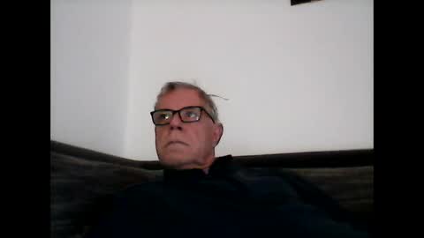 Snapshot of eisbaer1957 chatting on 12/22/24, 08:16 eisbaer1957 online show from 12/22/24, 08:16