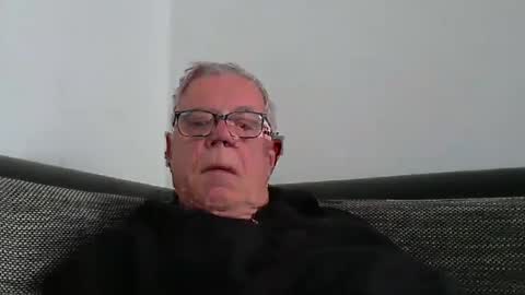 Snapshot of eisbaer1957 chatting on 03/09/25, 11:36 eisbaer1957 online show from 03/09/25, 11:36