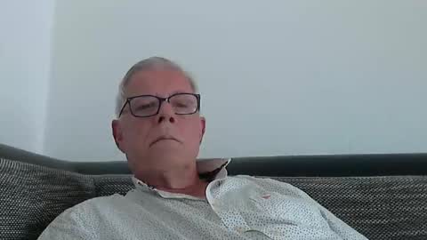 Snapshot of eisbaer1957 chatting on 03/21/26, 02:20 eisbaer1957 online show from 03/21/26, 02:20