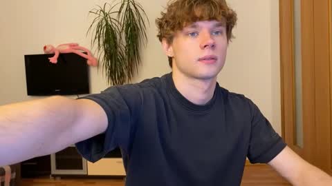 Eitan online show from 02/11/25, 03:18