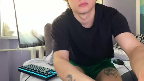 Snapshot of eitanhere chatting on 03/27/26, 10:48 Eitan online show from 03/27/26, 10:48