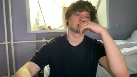 Snapshot of eitanhere chatting on 04/23/26, 11:20 Eitan online show from 04/23/26, 11:20