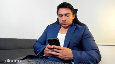 EITHAN CONOR online show from 11/11/25, 02:22