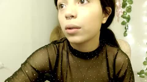 eiviiy1609 online show from 10/24/25, 02:24