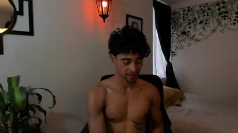 Snapshot of ekhtyr11 chatting on 01/08/25, 09:23 xoxo online show from 01/08/25, 09:23