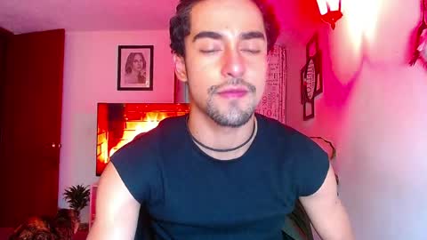 Snapshot of ekhtyr11 chatting on 04/02/26, 01:03 xoxo online show from 04/02/26, 01:03