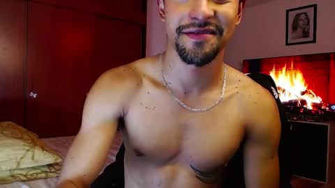 Snapshot of ekhtyr11 chatting on 04/08/26, 12:10 xoxo online show from 04/08/26, 12:10