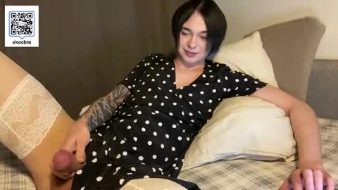 Snapshot of ekoebm chatting on 09/26/25, 03:21 Sweeet popcorn online show from 09/26/25, 03:21