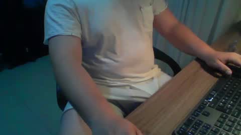 Snapshot of ekudemic chatting on 01/29/25, 06:12 Juan Pablo M online show from 01/29/25, 06:12