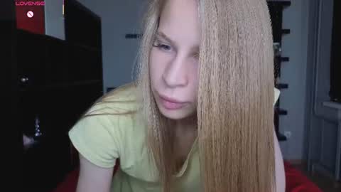 Snapshot of el1s_evans chatting on 07/01/26, 08:05 please read my bio there is information about private shows and about my personality online show from 07/01/26, 08:05