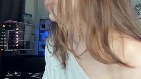 Snapshot of el1s_well chatting on 01/10/25, 12:17 Elis 3 online show from 01/10/25, 12:17