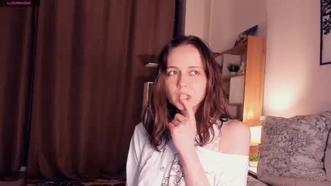 Snapshot of el1s_well chatting on 01/17/25, 01:25 Elis 3 online show from 01/17/25, 01:25
