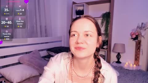 Snapshot of el1s_well chatting on 10/22/25, 09:25 Elis 3 online show from 10/22/25, 09:25