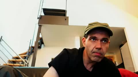 Snapshot of el_chappi chatting on 07/16/26, 04:40 el_chappi online show from 07/16/26, 04:40