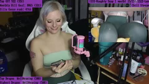 Snapshot of el_dragon69 chatting on 01/17/25, 04:28 El Dragon69 online show from 01/17/25, 04:28