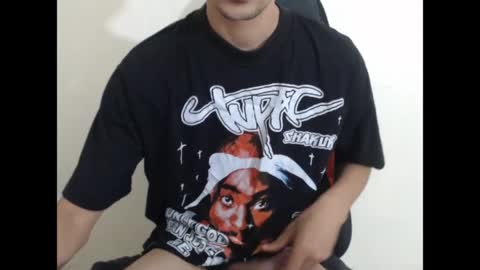 Instagram BelowAbajo online show from 04/29/26, 07:34