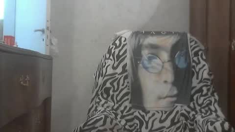 Snapshot of el_principe_veryhot chatting on 03/06/25, 07:03 el_principe_veryhot online show from 03/06/25, 07:03