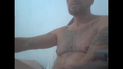 Snapshot of el_principe_veryhot chatting on 02/15/26, 05:15 el_principe_veryhot online show from 02/15/26, 05:15