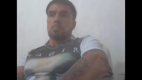 Snapshot of el_principe_veryhot chatting on 02/16/26, 05:03 el_principe_veryhot online show from 02/16/26, 05:03