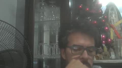 Snapshot of el_principe_veryhot chatting on 05/30/26, 02:19 el_principe_veryhot online show from 05/30/26, 02:19