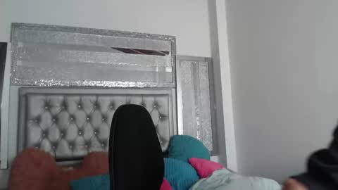 Snapshot of el_principee chatting on 03/10/25, 06:01 el_principee online show from 03/10/25, 06:01