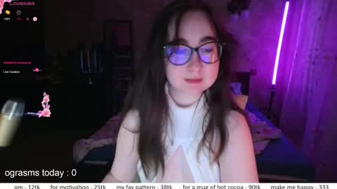 If you like it when I meow give me a thumbs up online show from 12/15/25, 12:09