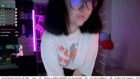 Snapshot of el_sweety chatting on 07/17/26, 01:51 If you like it when I meow give me a thumbs up online show from 07/17/26, 01:51