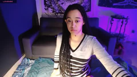 Snapshot of ela_0 chatting on 01/26/25, 05:34 Ela Help me reach 100 thumbs up online show from 01/26/25, 05:34