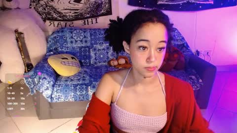 Snapshot of ela_0 chatting on 02/14/25, 03:33 Ela Help me reach 100 thumbs up online show from 02/14/25, 03:33